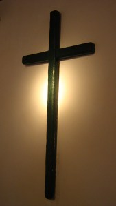 "Jésus lui dit: «C’est moi qui suis le chemin, la vérité et la vie. On ne vient au Père qu’en passant par moi." La Bible, Jean 14:6