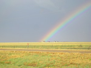 "Dieu a envoyé son Fils ... pour racheter ceux qui étaient sous la loi afin que nous recevions le statut d’enfants adoptifs." La Bible, Galates 4:4-5