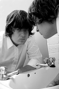 "Ne savez-vous pas que votre corps est le temple du Saint Esprit qui est en vous, que vous avez reçu de Dieu, et que vous ne vous appartenez point à vous-mêmes? Car vous avez été rachetés à un grand prix. Glorifiez donc Dieu dans votre corps et dans votre esprit, qui appartiennent à Dieu." La Bible, 1 Corinthiens 6:19-20