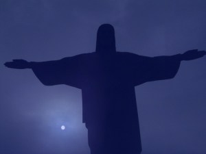 "Dieu l'a ressuscité, en le délivrant des liens de la mort, parce qu'il n'était pas possible qu'il fût retenu par elle." la Bible, Actes 2:24