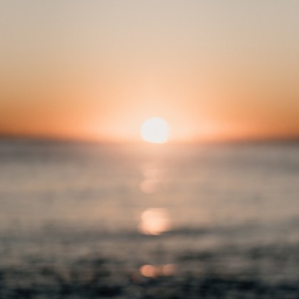 Vous qui respectez mon pouvoir, le soleil de justice se lèvera. Il apportera la guérison dans ses rayons. Vous serez libres et vous bondirez de joie…